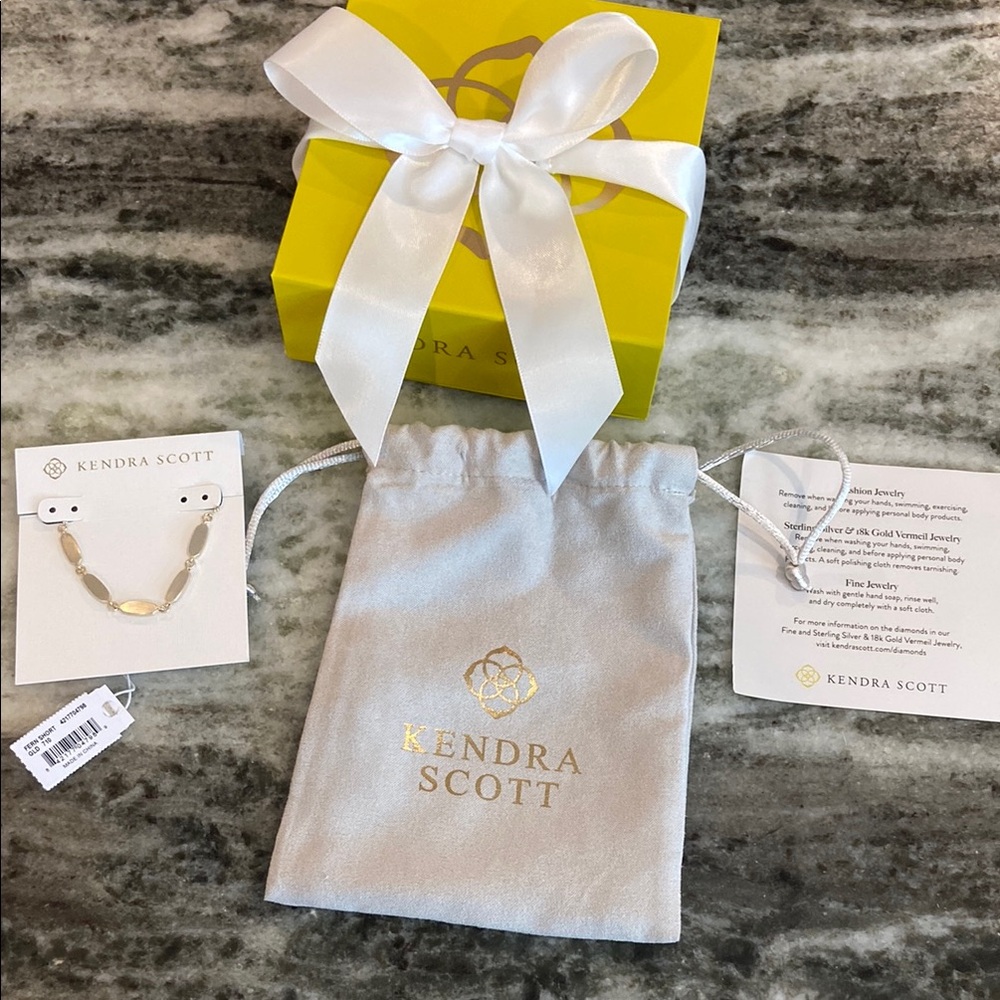 Kendra Scott Gold Necklace